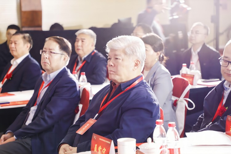 观看会歌(1).jpg